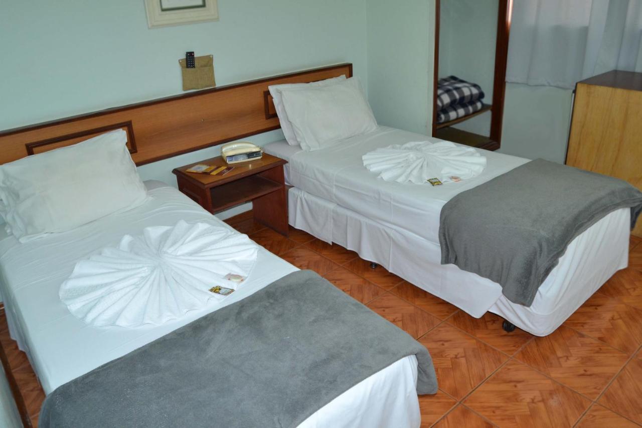 Hotel Dias Em - Mg